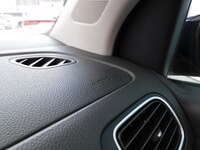 2013 Volkswagen Polo 5p Comfortline L4/1.2/T Man Q/C DSCN6342