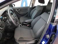 2013 Volkswagen Polo 5p Comfortline L4/1.2/T Man Q/C DSCN6345