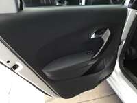 2017 Volkswagen Vento 4p Startline L4/1.6 Tiptronic    2017 Volkswagen Vento Venta Interiores 15