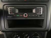 2017 Volkswagen Vento 4p Startline L4/1.6 Tiptronic    2017 Volkswagen Vento Venta Interiores 6