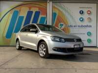 2014 Volkswagen Vento 4p TDI Highline L4/1.6/T Man 2014 Volkswagen Vento Venta Exteriores 3