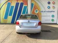 2014 Volkswagen Vento 4p TDI Highline L4/1.6/T Man 2014 Volkswagen Vento Venta Exteriores 6