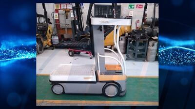 2010 Crown WAVE50 con capacidad de la plataforma de carga de 250 libras