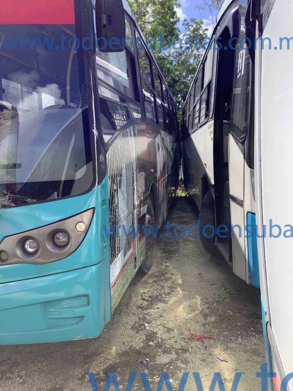 Imagen principal de 2016 Volkswagen 15.190 2p OD con Carrocería Novacapre Man Diesel para 43 Pasajeros  