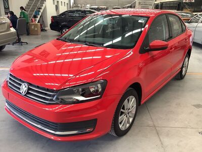 2018 Volkswagen Vento 4p Comfortline L4/1.6 Man      