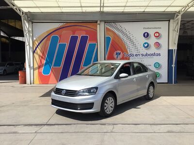2018 Volkswagen Vento 4p Starline L4/1.6 Man   