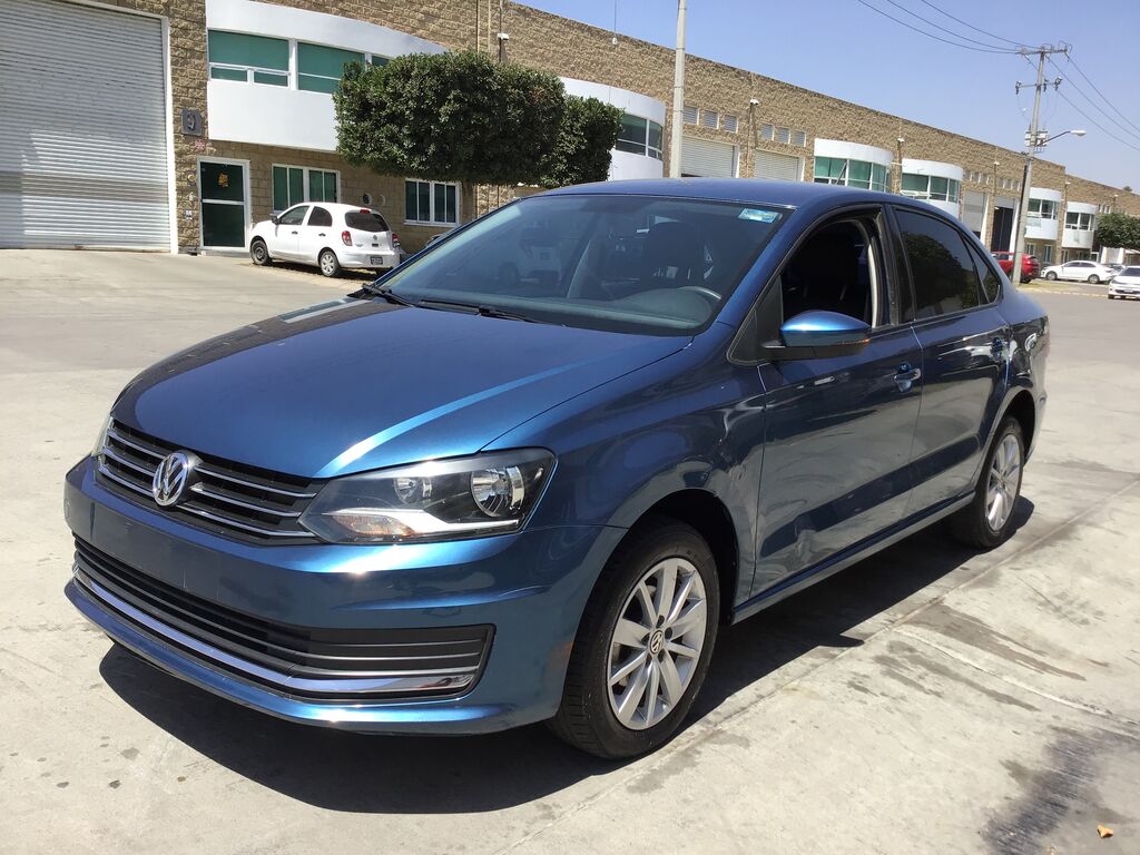 Imagen principal de 2019 Volkswagen Vento 4p Comfortline L4/1.6L Tiptronic