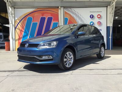 2018 Volkswagen Polo  5p L4/1.6 Tiptronic