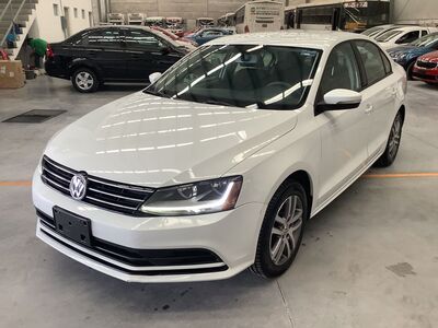 2017 Volkswagen Jetta 4p MK VI Trendline L5/2.5 Tiptronic