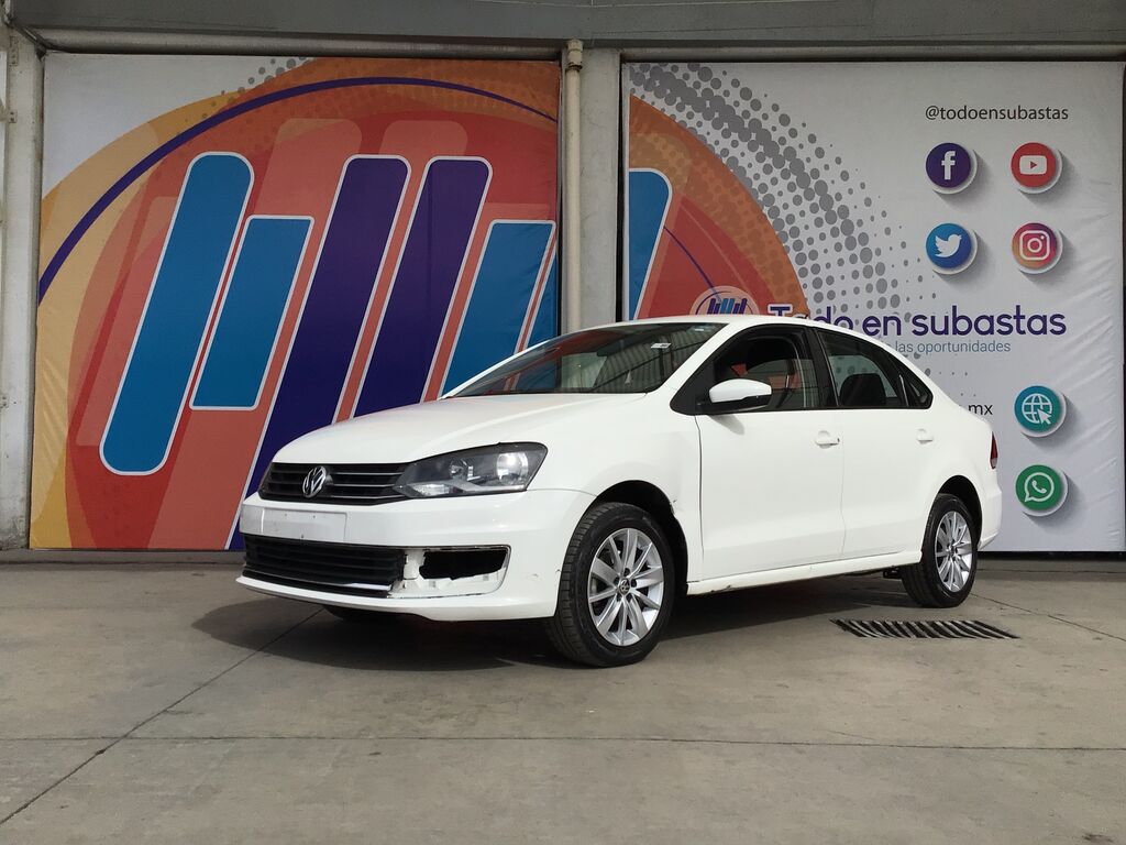 Imagen principal de 2019 Volkswagen Vento 4p Comfortline L4/1.6 Tiptronic