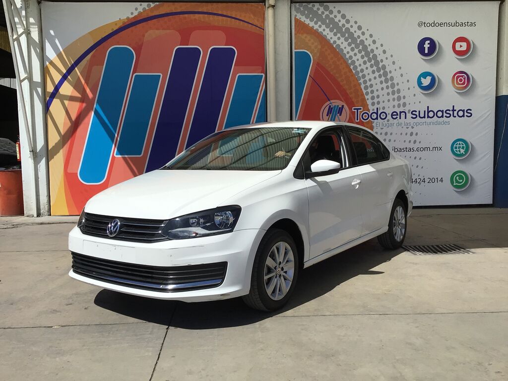 Imagen principal de 2018 Volkswagen Vento 4p Comforline L4/1.6 Man