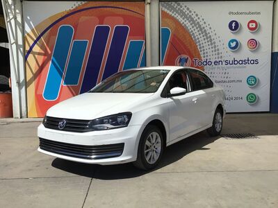 2018 Volkswagen Vento 4p Comforline L4/1.6 Man
