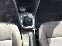 2019 Volkswagen Polo 5p Design Sound L4/1.6 Man 2019 Volkswagen Polo Ingreso Interiores 6