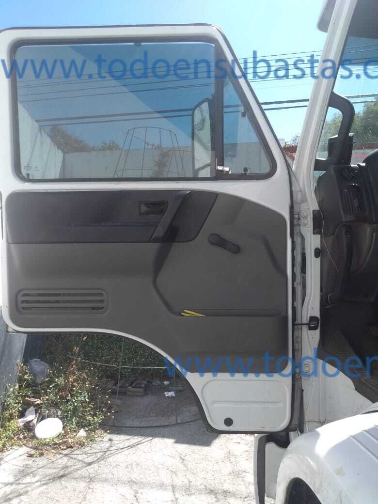 Imagen principal de 2018 Volkswagen 17.230 Workline 3 Ejes Caja Seca