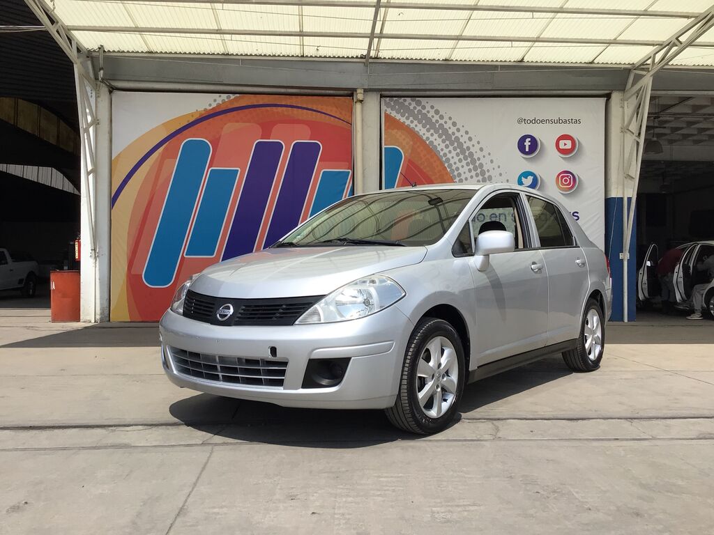 Imagen principal de 2016 Nissan Tiida 4p Sedán Advance L4/1.8 Man  
