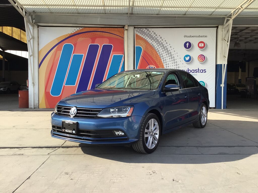 Imagen principal de 2018 Volkswagen Jetta 4p Sportline L5/2.5 Tiptronic