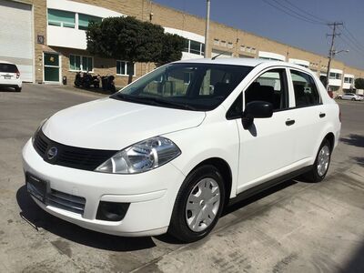 2017 Nissan Tiida 4p Sedán Drive L4/1.6 Man