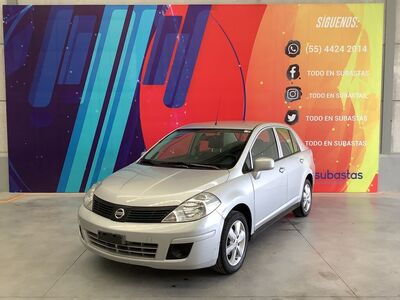 2017 Nissan Tiida 4p Sedán Advance L4/1.8 Man