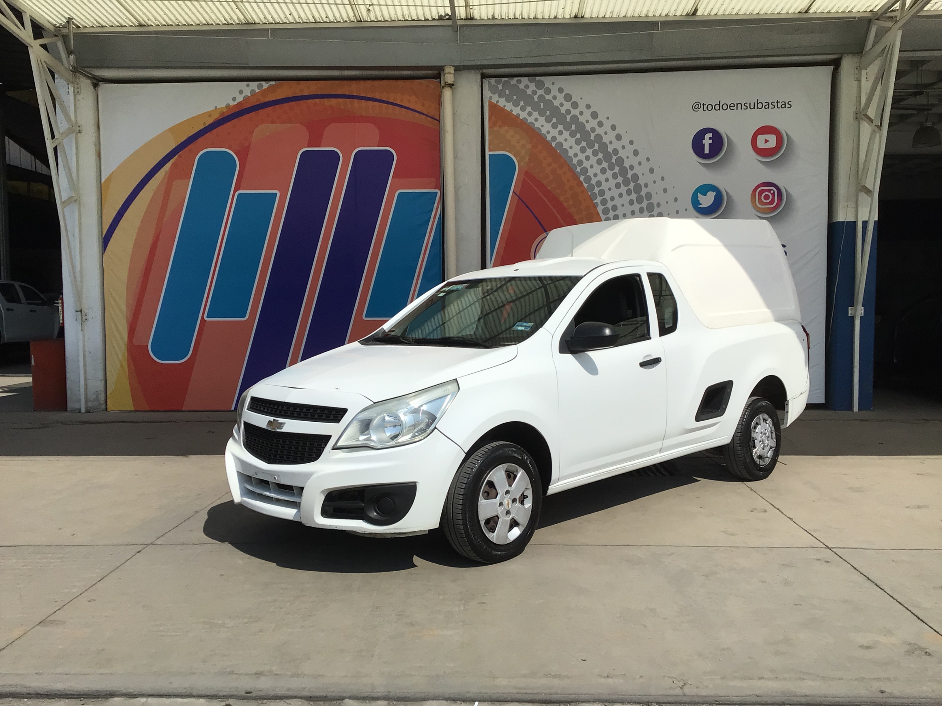 Imagen principal de 2016 Chevrolet Tornado 2p LS L4/1.8 Man Paquete B