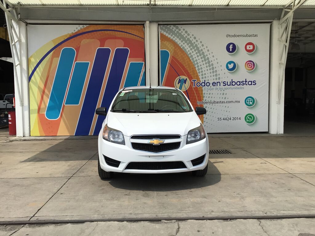 2017 Chevrolet Aveo 4p LT L4/1.6 Man Línea Nueva 2017 Chevrolet Aveo Venta Exteriores 2