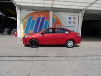 2017 Toyota Yaris 4p Sedán Core L4/1.5 CVT 2017 Toyota Yaris Venta Exteriores 8