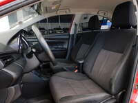 2017 Toyota Yaris 4p Sedán Core L4/1.5 CVT 2017 Toyota Yaris Venta Interiores 15