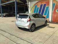 Toyota Prius 2021 5p C Híbrido L4/1.5 ECT-i 2021 Toyota Prius Venta Exteriores 5