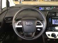2018 Toyota Prius 5p Base Hibrido L4/1.8 Aut. 2018 Toyota Prius Venta Interiores 1