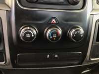 Dodge Ram 1500 2017 2p ST Cabina Regular V6/3.6 Aut 4X2  2017 Dodge Ram 1500 Venta Interiores 8