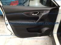 2022 Nissan X-Trail 5p Sense 2 Row L4/2.5 CVT       2022 Nissan X-Trail Ingreso Interiores 14