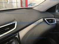 2017 Nissan X-Trail 5p Sense 2 Row L4/2.5 CVT 2017 Nissan X-Trail Ingreso Interiores 9