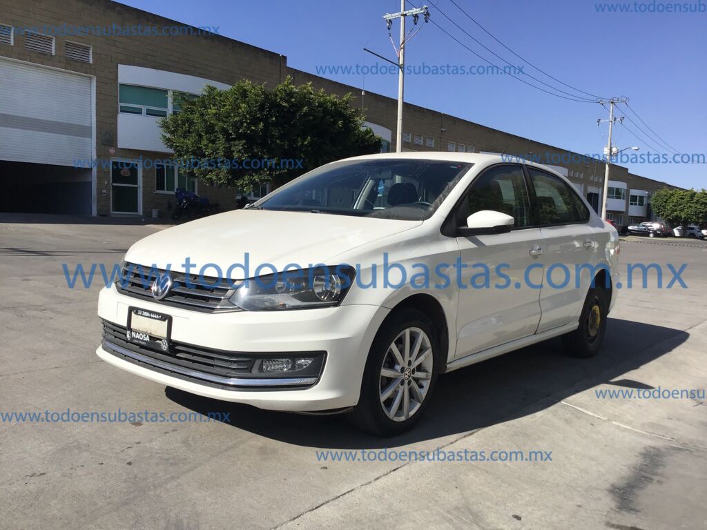 2019 Volkswagen Vento 4p Highline L4/1.6 Man image
