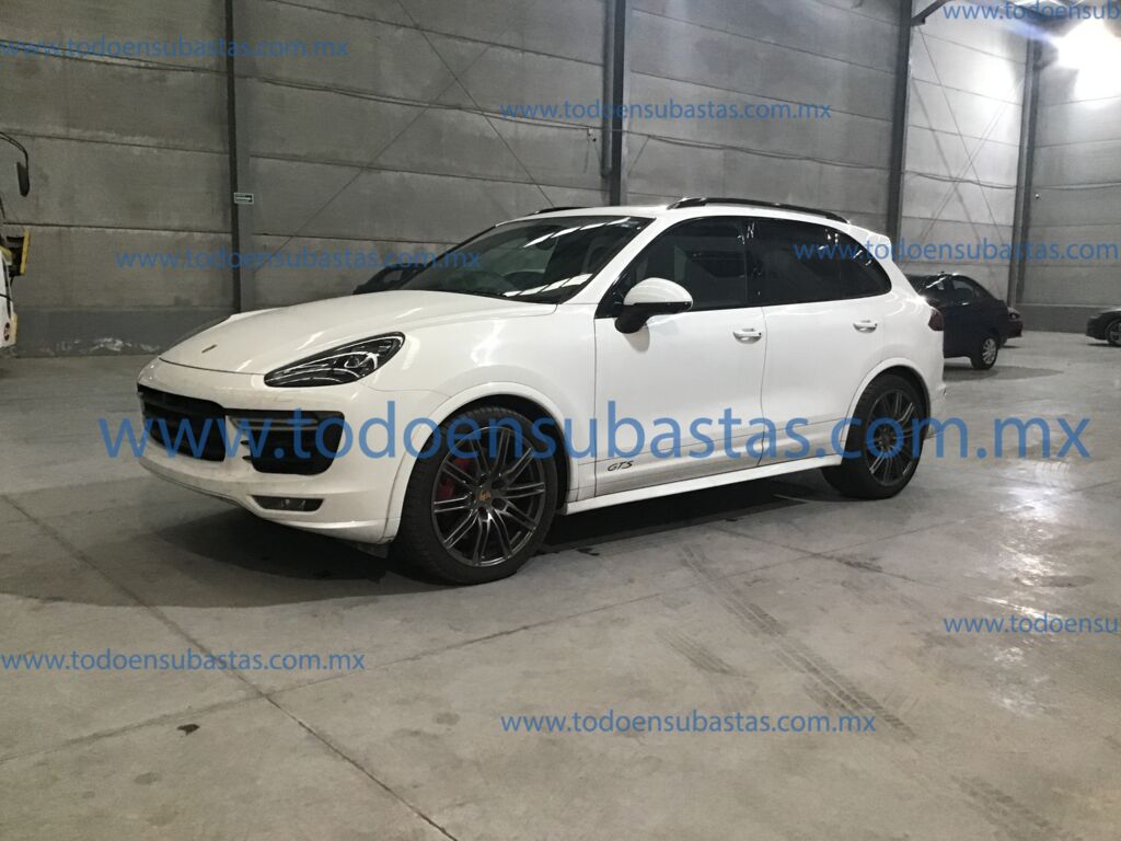 2017 Porsche Cayenne 5p S V6/3.6/T Tiptronic S 2017 Porsche Cayenne Ingreso Exteriores 0