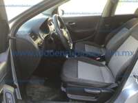 2017 Volkswagen Vento 4p Startline L4/1.6 Tiptronic 2017 Volkswagen Vento Ingreso Interiores 13