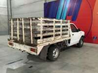 Nissan NP300 Estacas 2014 2p L4/2.4 Man Edición Especial  2014 Nissan NP300 Estacas Venta Exteriores 5