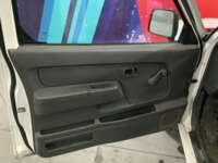 Nissan NP300 Estacas 2014 2p L4/2.4 Man Edición Especial  2014 Nissan NP300 Estacas Venta Interiores 1