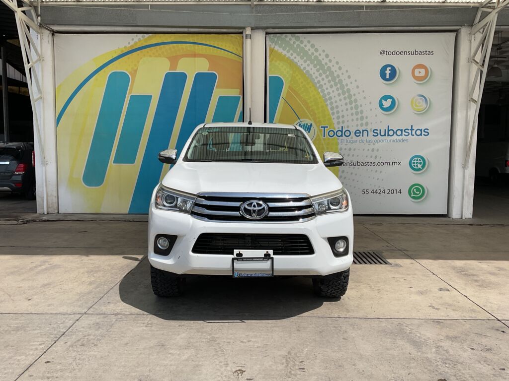 Toyota Hilux 2018 4p Doble Cabina Diesel L4/2.8/T Aut 2018 Toyota Hilux Venta Exteriores 2