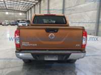 Nissan NP300 Frontier 2018 4p XE L4/2.5 Man Paq. Seg. 2018 Nissan NP300 Frontier Ingreso Exteriores 5