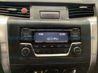 Nissan NP300 Frontier 2018 4p XE L4/2.5 Man Paq. Seg. 2018 Nissan NP300 Frontier Ingreso Interiores 3