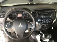 Mitsubishi L200 2018 4p Doble L4/2.5/T Diesel Man 4x4 2018 Mitsubishi L200 Venta Interiores 1