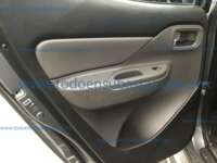 Mitsubishi L200 2018 4p Doble Cabina L4/2.5/T Diesel Man 4X4 2018 Mitsubishi L200 Ingreso Interiores 14