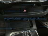 Mitsubishi L200 2018 4p Doble Cabina L4/2.5/T Diesel Man 4X4 2018 Mitsubishi L200 Ingreso Interiores 6