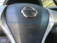 Nissan NP300 Doble Cabina 2018 4p SE L4/2.5 Man A/A Paq. Seg. 2018 Nissan NP300 Doble Cabina Ingreso Interiores 8