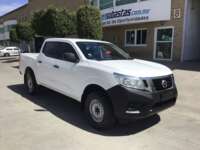 Nissan NP300 Doble Cabina 2017 4p SE L4/2.5 Man A/A Paq. Seg. 2017 Nissan NP300 Doble Cabina Venta Exteriores 3