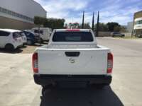 Nissan NP300 Doble Cabina 2017 4p SE L4/2.5 Man A/A Paq. Seg. 2017 Nissan NP300 Doble Cabina Venta Exteriores 6