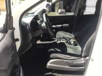 Nissan NP300 Doble Cabina 2017 4p SE L4/2.5 Man A/A Paq. Seg. 2017 Nissan NP300 Doble Cabina Venta Interiores 13