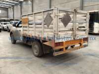 Nissan NP300 Estacas 2019 2p L4/2.5 Man D/H Paq. Seg. 2019 Nissan NP300 Estacas Ingreso Exteriores 6