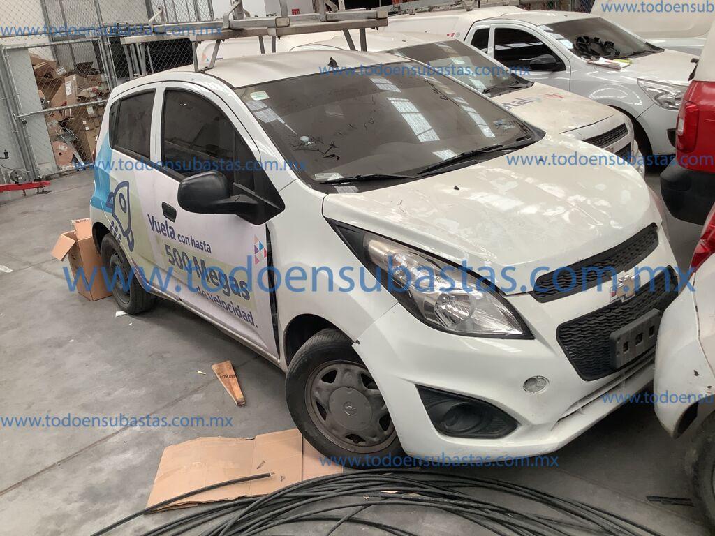 Chevrolet Spark 2015 5p LS Cargo L4/1.2 Man A/A E8C8095B-4DA3-435F-B988-FA4D38B4F0BD