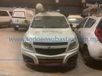 Chevrolet Tornado 2015 2p LS L4/1.8 Man Paquete B 20230420_193733544_iOS