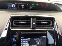 Toyota Prius 2017 5p Base Hibrido L4/1.8 Aut 2017 Toyota Prius Venta Interiores 8